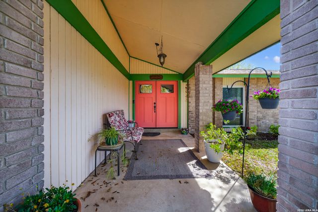 8722 Thatch, San Antonio, TX 78240