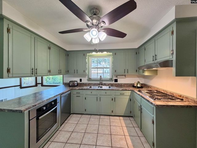 424 kettering Court, Columbia, SC 29210