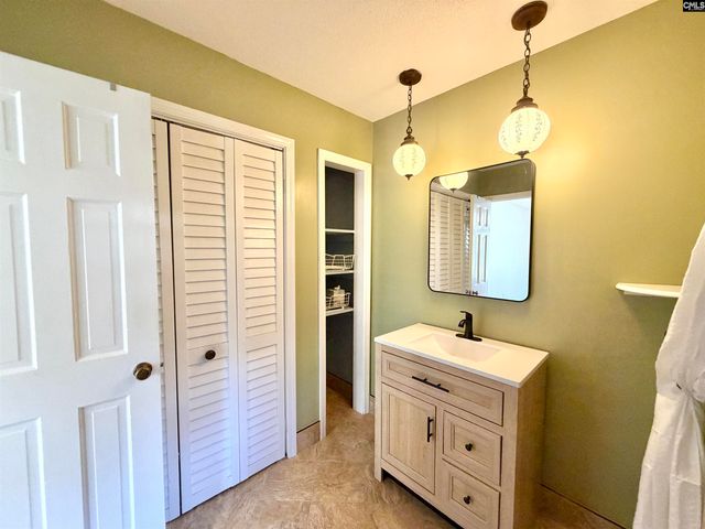 424 kettering Court, Columbia, SC 29210
