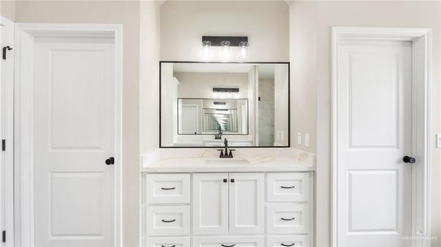 1124 Bella Vista, Weslaco, TX 78596