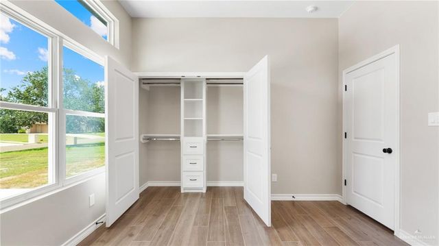 1124 Bella Vista, Weslaco, TX 78596