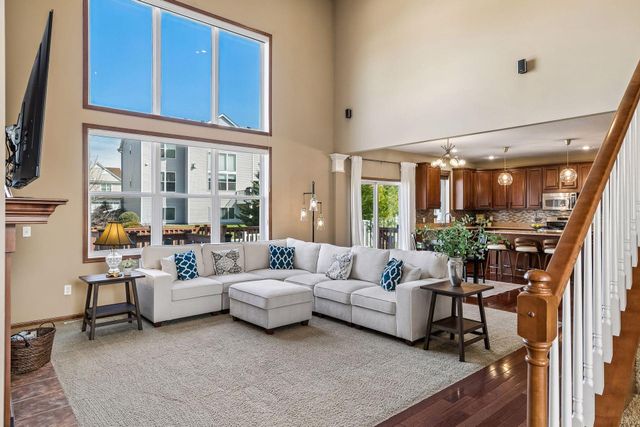 2403 Grey Eagle Bay, Woodbury, MN 55129