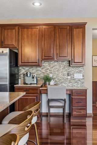 2403 Grey Eagle Bay, Woodbury, MN 55129