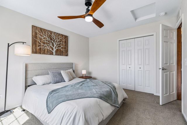 2403 Grey Eagle Bay, Woodbury, MN 55129