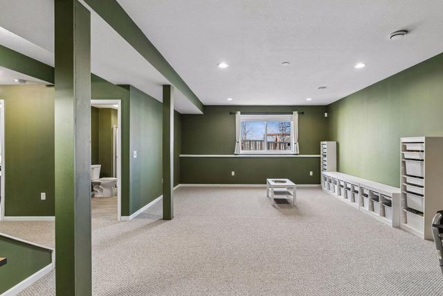 2403 Grey Eagle Bay, Woodbury, MN 55129