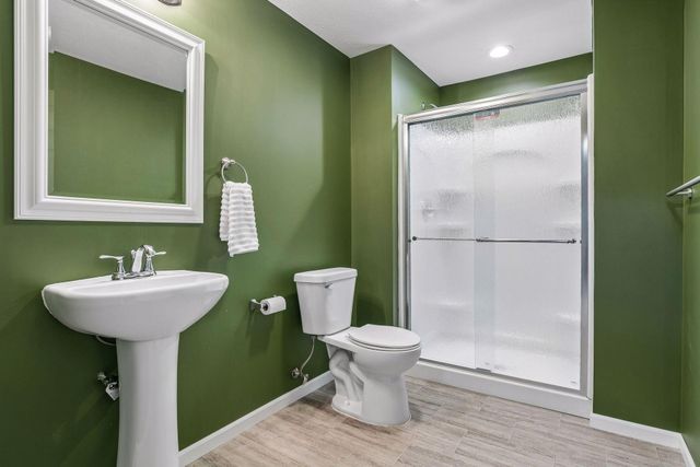 2403 Grey Eagle Bay, Woodbury, MN 55129