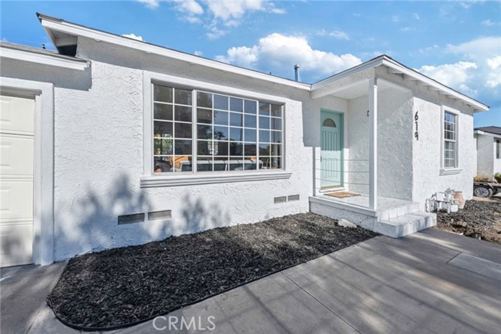 619 N Townsend Street, Santa Ana, CA 92703