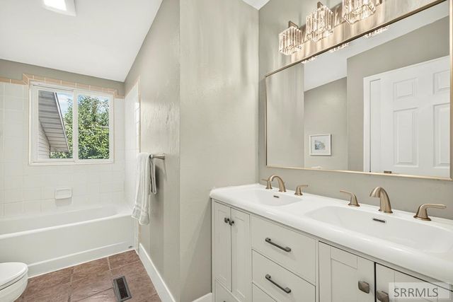 413 Logan Drive, Idaho Falls, ID 83401