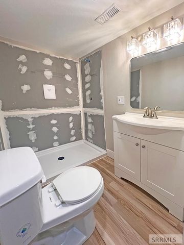 413 Logan Drive, Idaho Falls, ID 83401