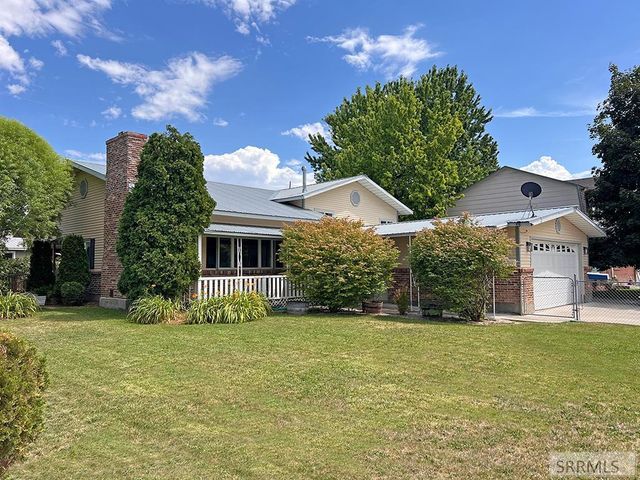 413 Logan Drive, Idaho Falls, ID 83401
