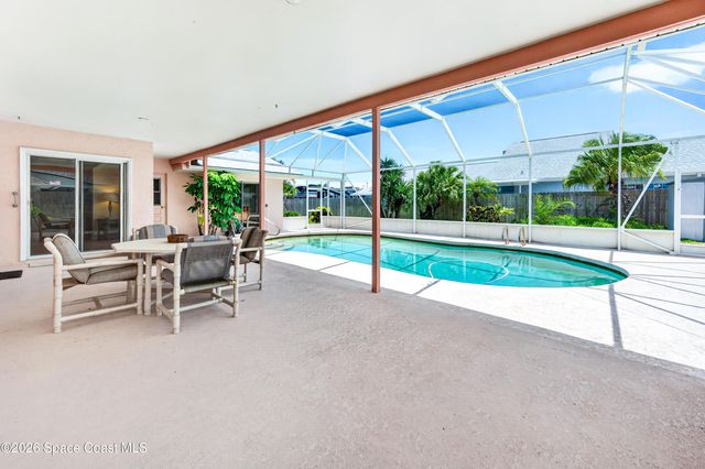 215 Dogwood Avenue, Melbourne Beach, FL 32951