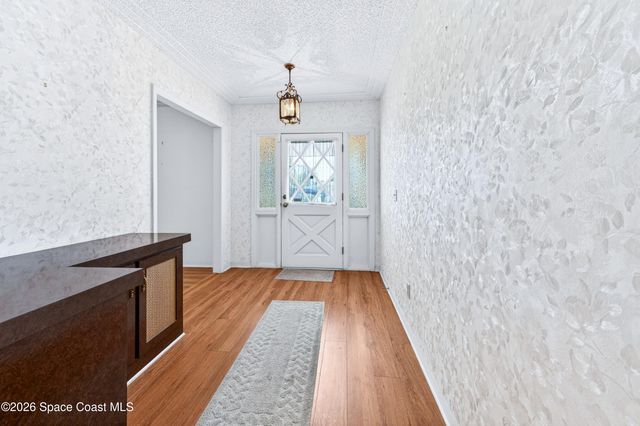 215 Dogwood Avenue, Melbourne Beach, FL 32951