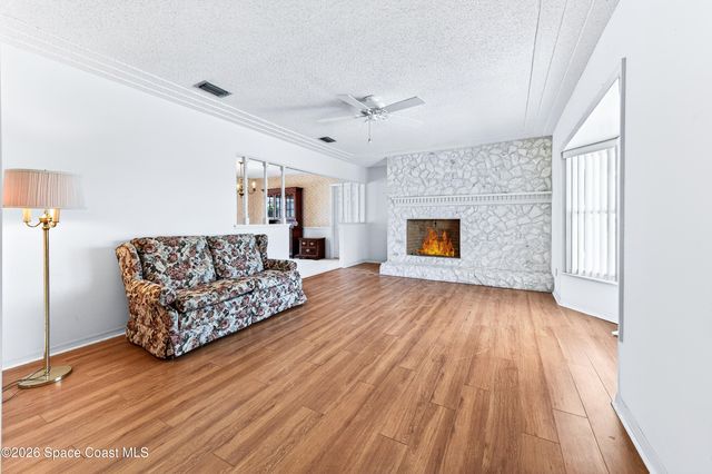 215 Dogwood Avenue, Melbourne Beach, FL 32951