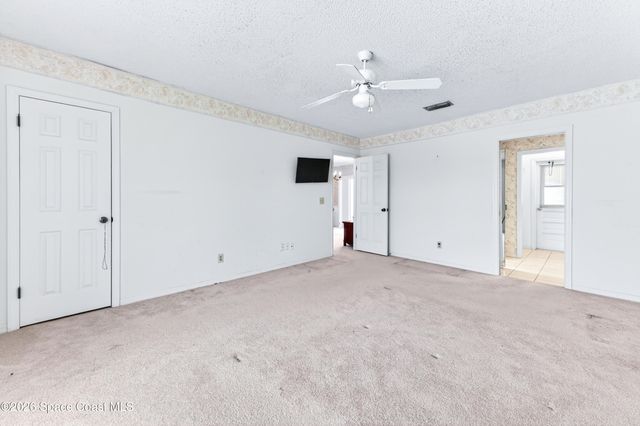215 Dogwood Avenue, Melbourne Beach, FL 32951