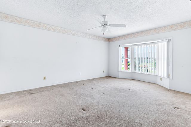 215 Dogwood Avenue, Melbourne Beach, FL 32951