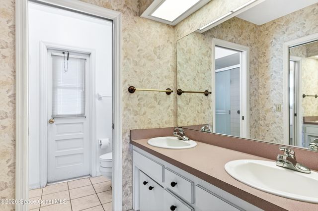 215 Dogwood Avenue, Melbourne Beach, FL 32951