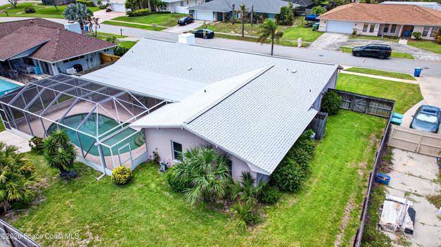 215 Dogwood Avenue, Melbourne Beach, FL 32951