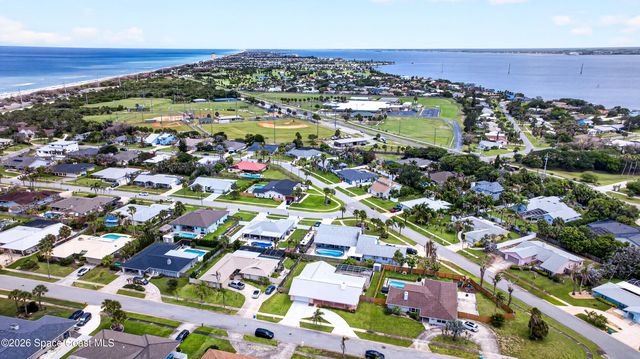 215 Dogwood Avenue, Melbourne Beach, FL 32951