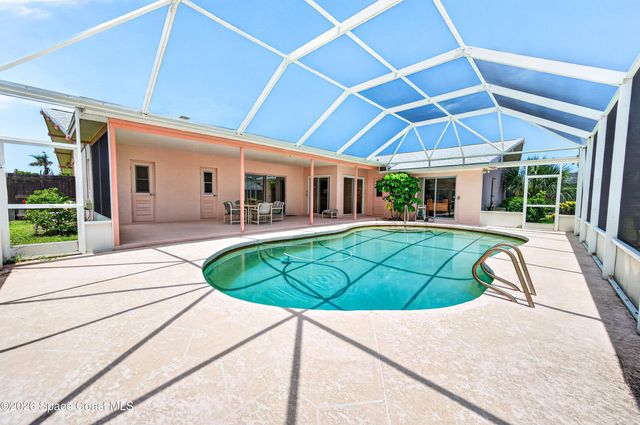215 Dogwood Avenue, Melbourne Beach, FL 32951