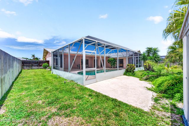 215 Dogwood Avenue, Melbourne Beach, FL 32951