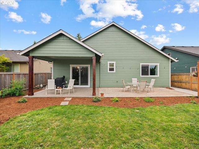 711 PINTAIL St, Silverton, OR 97381