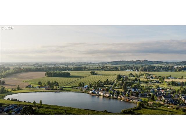 711 PINTAIL St, Silverton, OR 97381