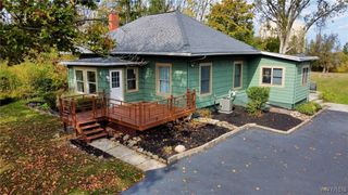 1632 Quaker Road, Aurora, NY 14127
