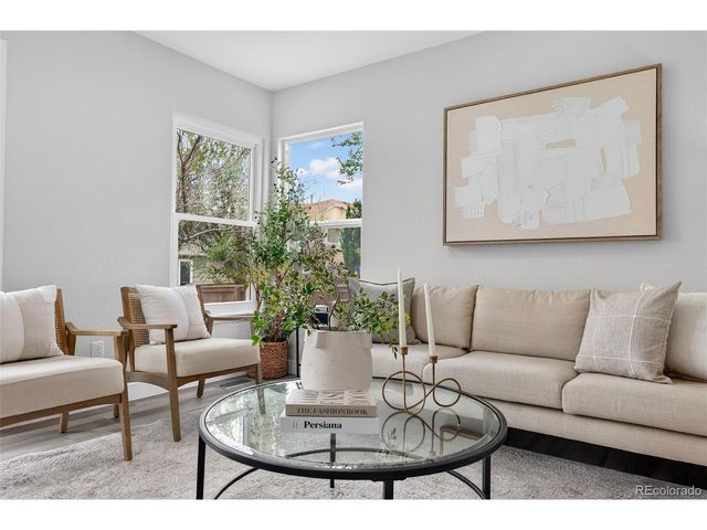 9792 Sydney Ln, Highlands Ranch, CO 80130