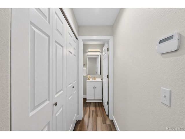 9792 Sydney Ln, Highlands Ranch, CO 80130