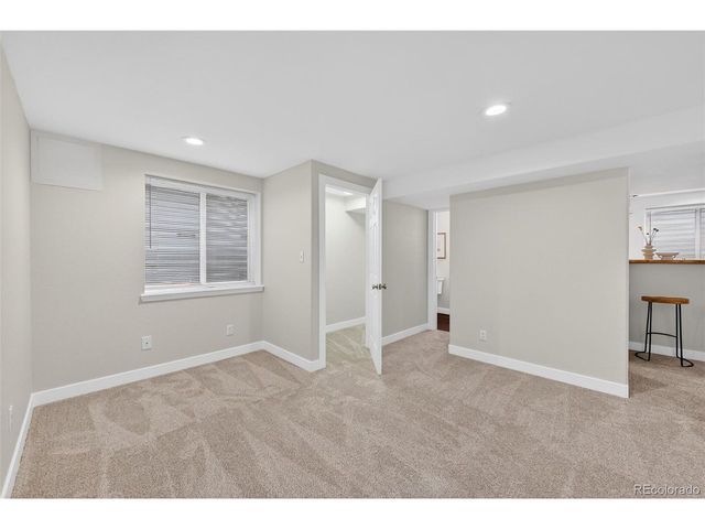 9792 Sydney Ln, Highlands Ranch, CO 80130