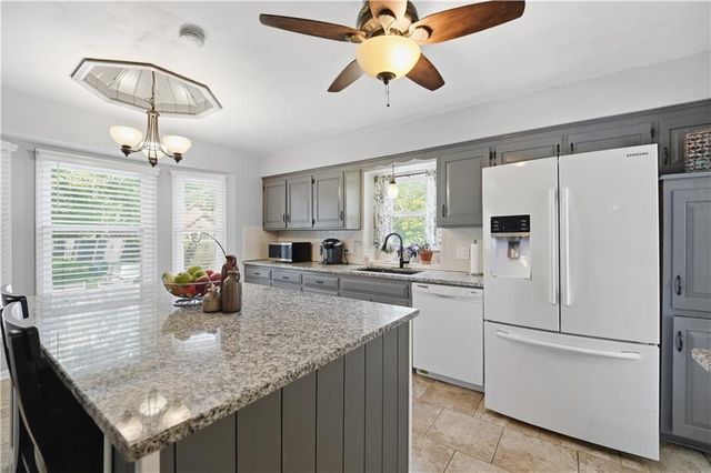 508 SE Wingate Street, Lee's Summit, MO 64063