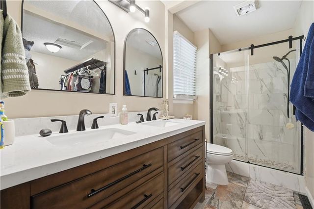 508 SE Wingate Street, Lee's Summit, MO 64063