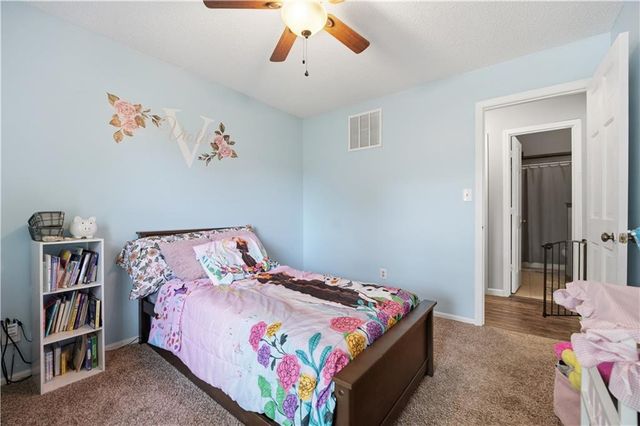 508 SE Wingate Street, Lee's Summit, MO 64063