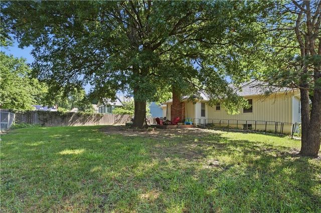 508 SE Wingate Street, Lee's Summit, MO 64063