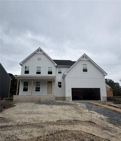 13 Valmoore DR, Poquoson, VA 23662