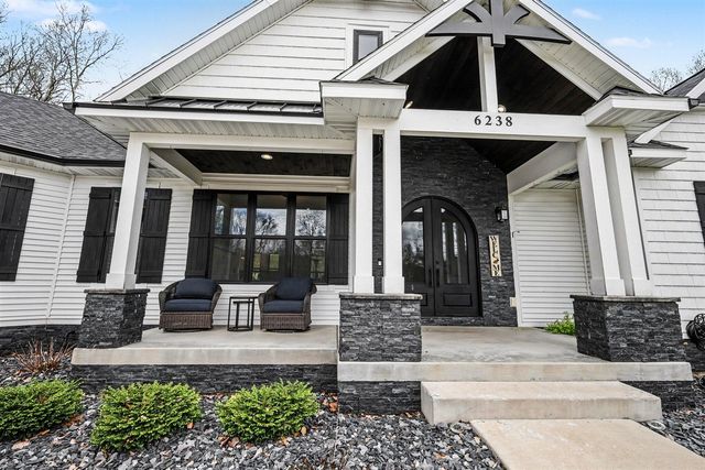 6238 North Ridge Court, Middleville, MI 49333