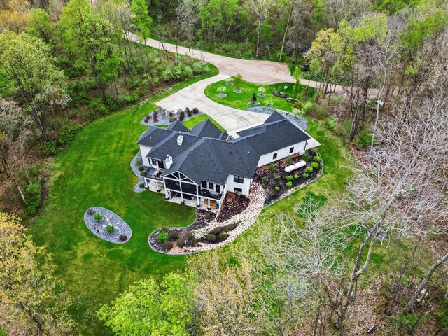 6238 North Ridge Court, Middleville, MI 49333