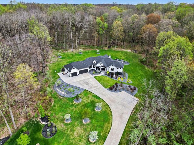 6238 North Ridge Court, Middleville, MI 49333
