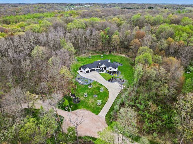 6238 North Ridge Court, Middleville, MI 49333
