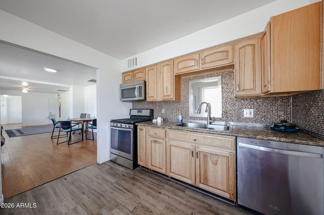 10226 N 15TH Avenue, Phoenix, AZ 85021