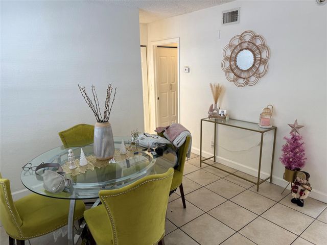 4745 NW 9th Dr 4745, Fort Lauderdale, FL 33317