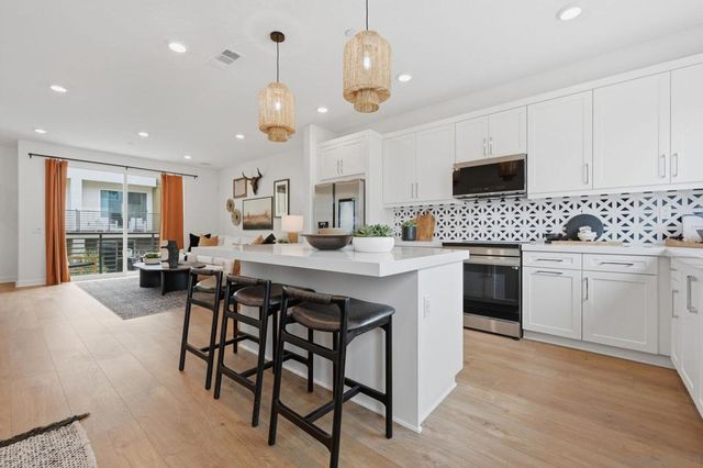 14009 Lilah Lane, San Diego, CA 92128