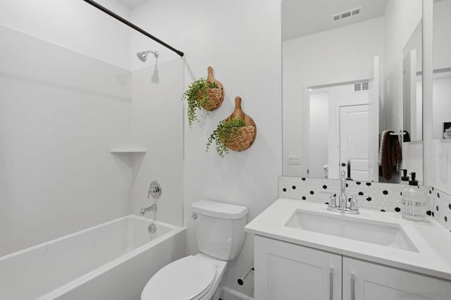 14009 Lilah Lane, San Diego, CA 92128