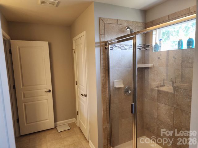 6542 Portland Rose Lane, Charlotte, NC 28210