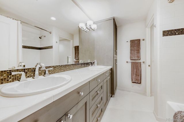 2552 E Alameda Avenue 31, Denver, CO 80209