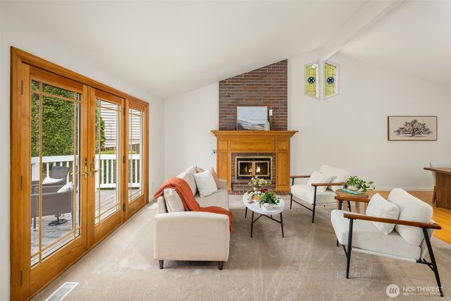 3227 171st Avenue NE, Bellevue, WA 98008