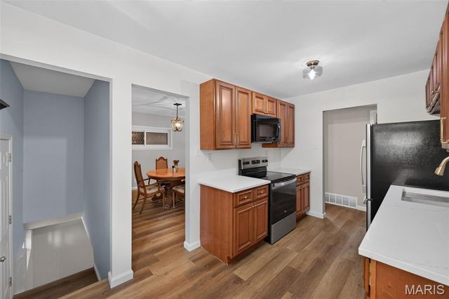 38 Country Life Drive, O'fallon, MO 63366