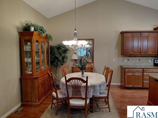 217 Crystal Circle, Mankato, MN 56001