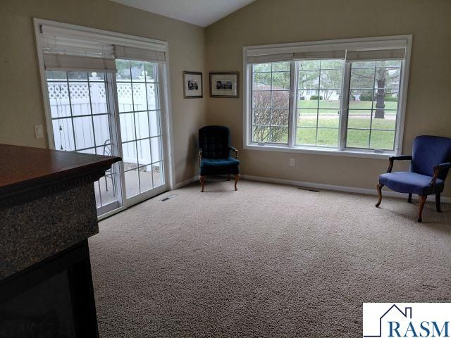 217 Crystal Circle, Mankato, MN 56001