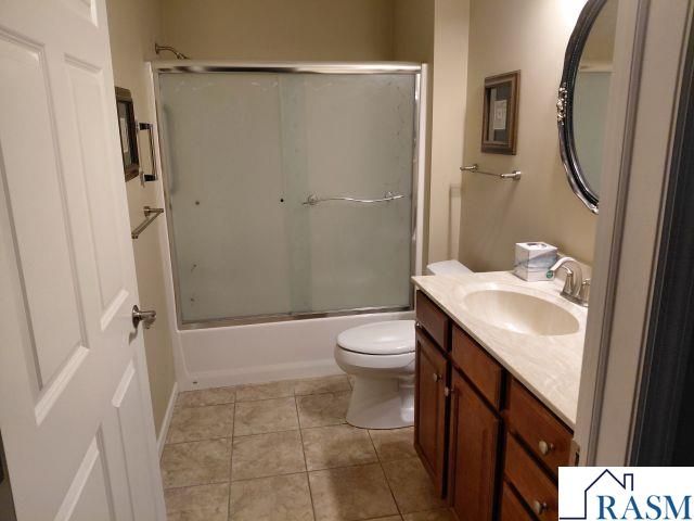 217 Crystal Circle, Mankato, MN 56001